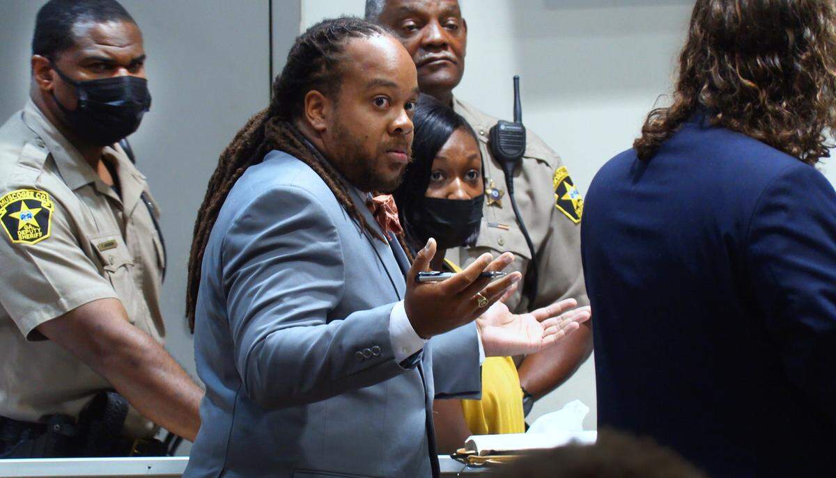 Defense attorney Shevon Thomas II, center, represents Eurica Denise Turpin during Turpin’s Monday morning hearing in Columbus Recorder’s Court in Columbus, Georgia. 06/06/2022