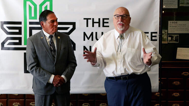 From symbolic to tangible. Columbus strengthens political ties with Muscogee Nation