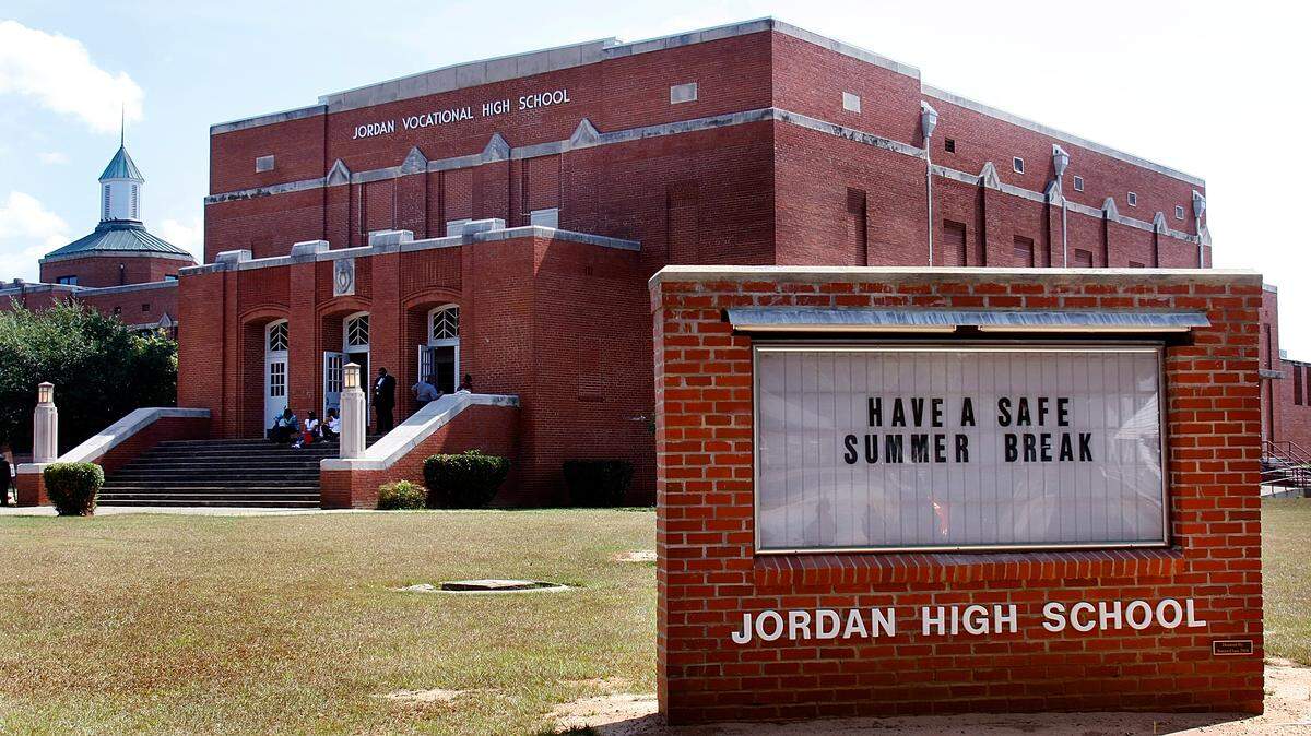 Jordan High School doors will open at 7:20 a.m. and classes start at 7:50 a.m. Students will be dismissed at 3:25 p.m.