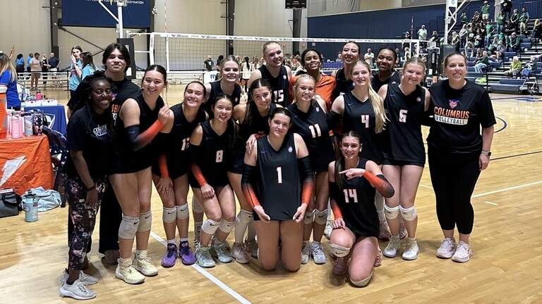 Columbus High upsets top seed to reach volleyball state championship match