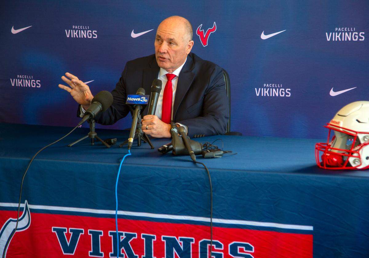 St. Anne-Pacelli Catholic School’s football program has a new head coach. Walter “Smitty” Grider was introduced as the football leader at this Columbus private school during Tuesday’s news conference in the Beck Center. He succeeds Dwight Jones, who announced his retirement in January.