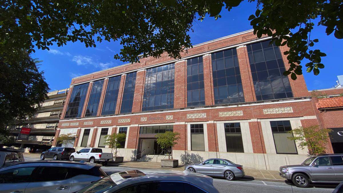 This is one of the four Synovus office buildings that are part of the Columbus Consolidated Government’s $25 million purchase to move some city offices into approximately 250,000 square feet bordered by 11th Street, 12th Street, Broadway and First Avenue in downtown Columbus.