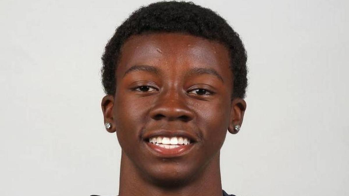 Northside High School’s Ventavius Sears
