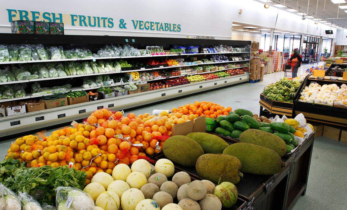Asian Supermarket, located at 5750 Milgen Rd. in Columbus, Georgia, celebrated its grand opening December 1. The store sells a wide variety of items, such as fresh seafood, fresh produce, grocery products, and houseware items.
