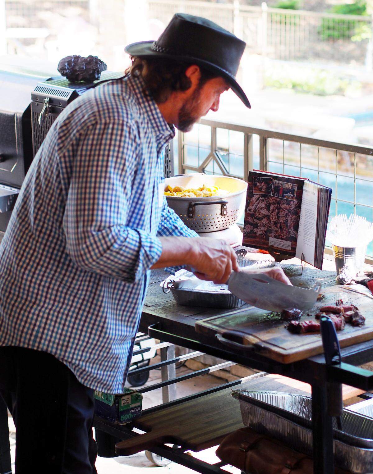 John McLemore and John McLemore II hosted a launch party on May 1, 2024 for their “Gather and Grill” cookbook. The cookbook provides budget-friendly recipes for smoking, grilling, and frying. It offers more than 100 classic barbecue recipes using rubs and seasonings. 05/01/2024