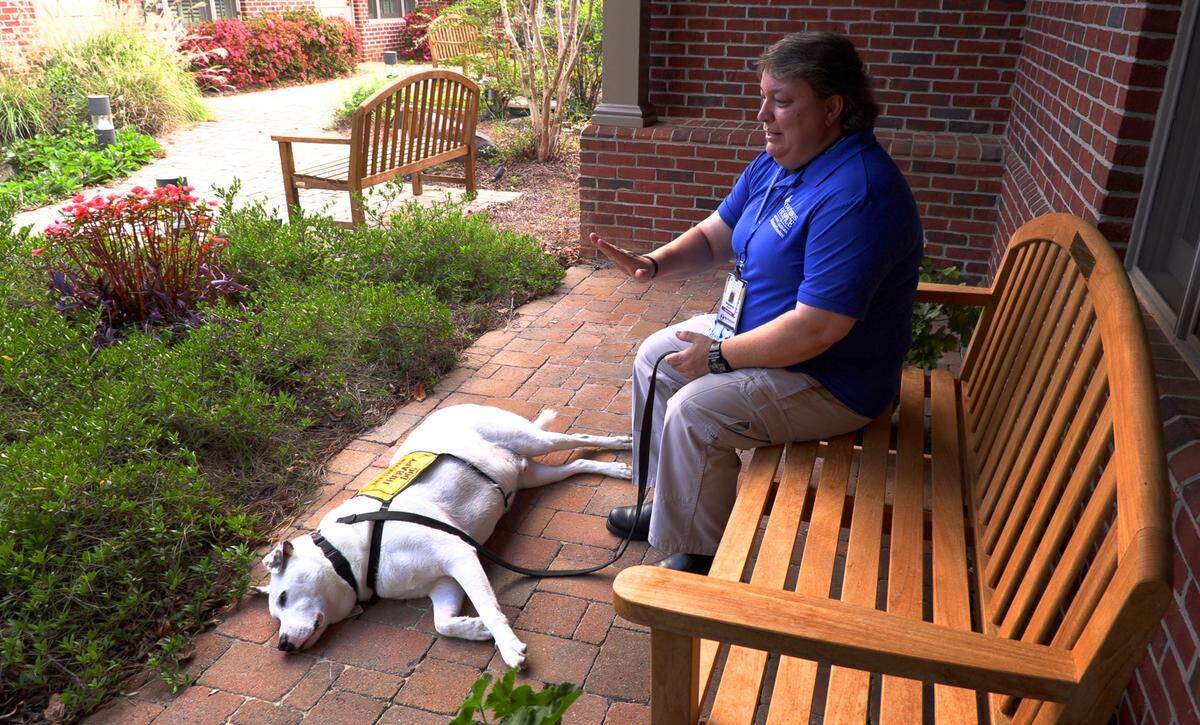Shanon Zeisloft is the 2020 recipient of the Specialized Volunteer Service Award for her work at Columbus Hospice of Georgia and Alabama in Columbus, Georgia. Zeisloft, known as “Z” is a lieutenant in the Muscogee County Sheriff’s Office and brings Beethoven, the office’s service dog, with her during visits. The national hospice volunteer award was presented by the National Hospice and Palliative Care Organization during their recent virtual interdisciplinary conference.