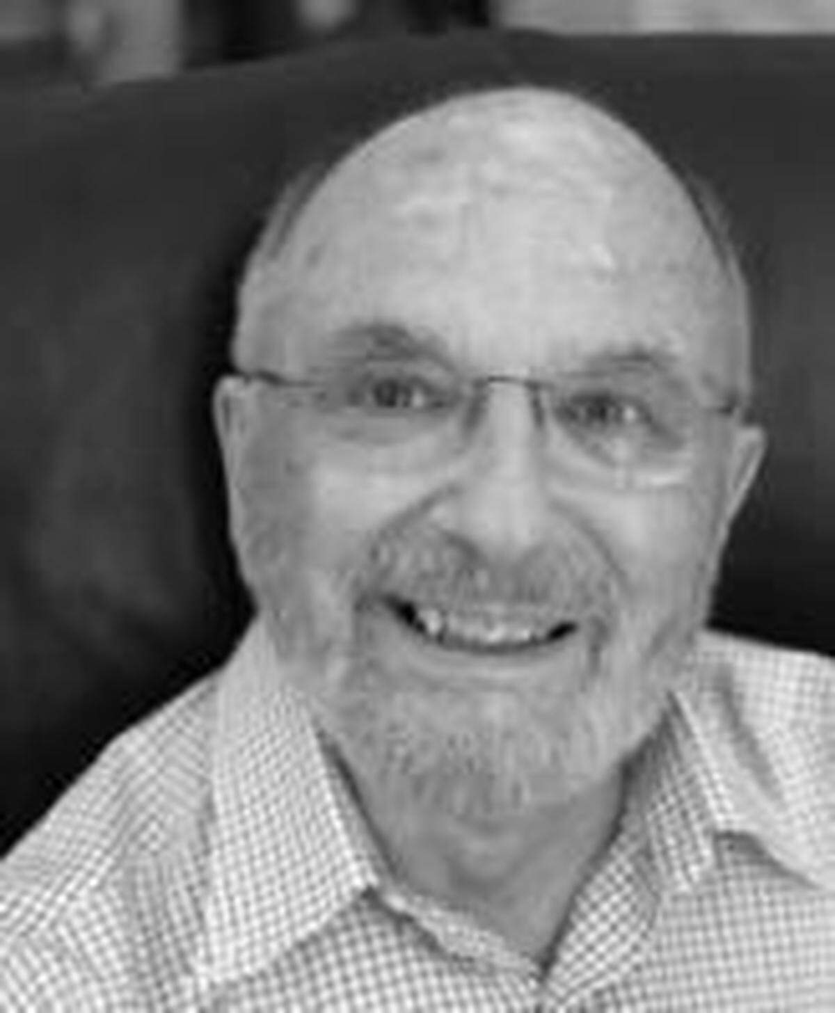 Russell Wayne Andrews