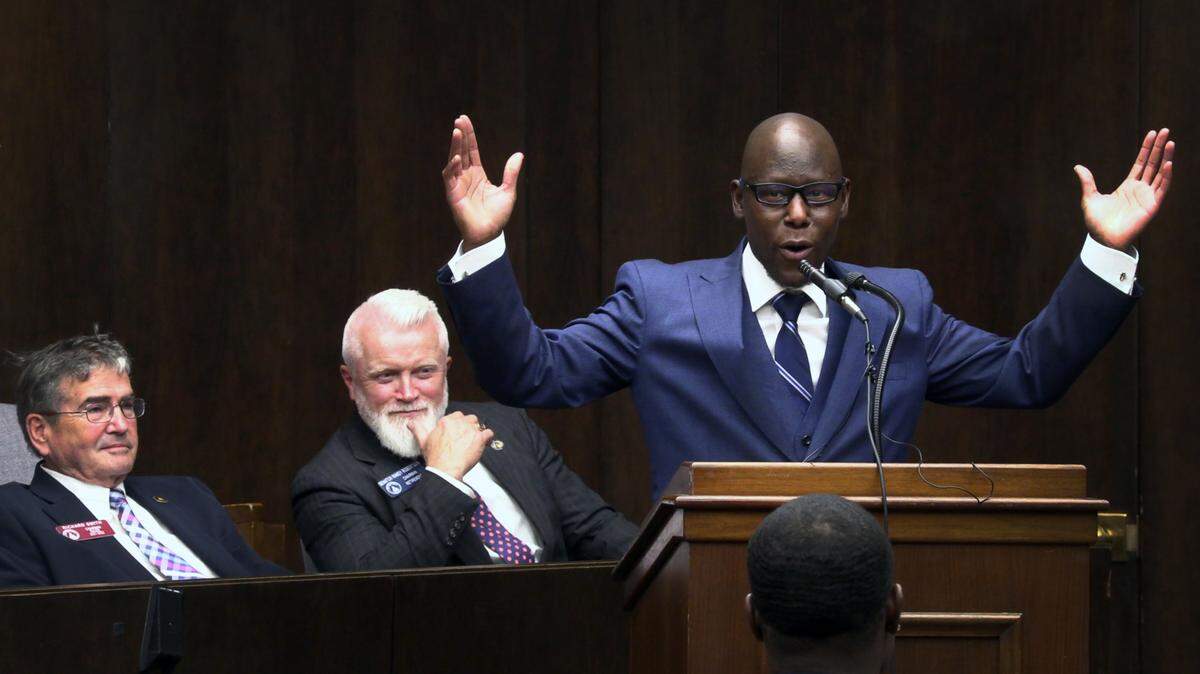 Stacey Jackson speaks to a packed courtroom Friday afternoon after he was sworn in as the new district attorney for the Chattahoochee Judicial Circuit. 05/20/2022
