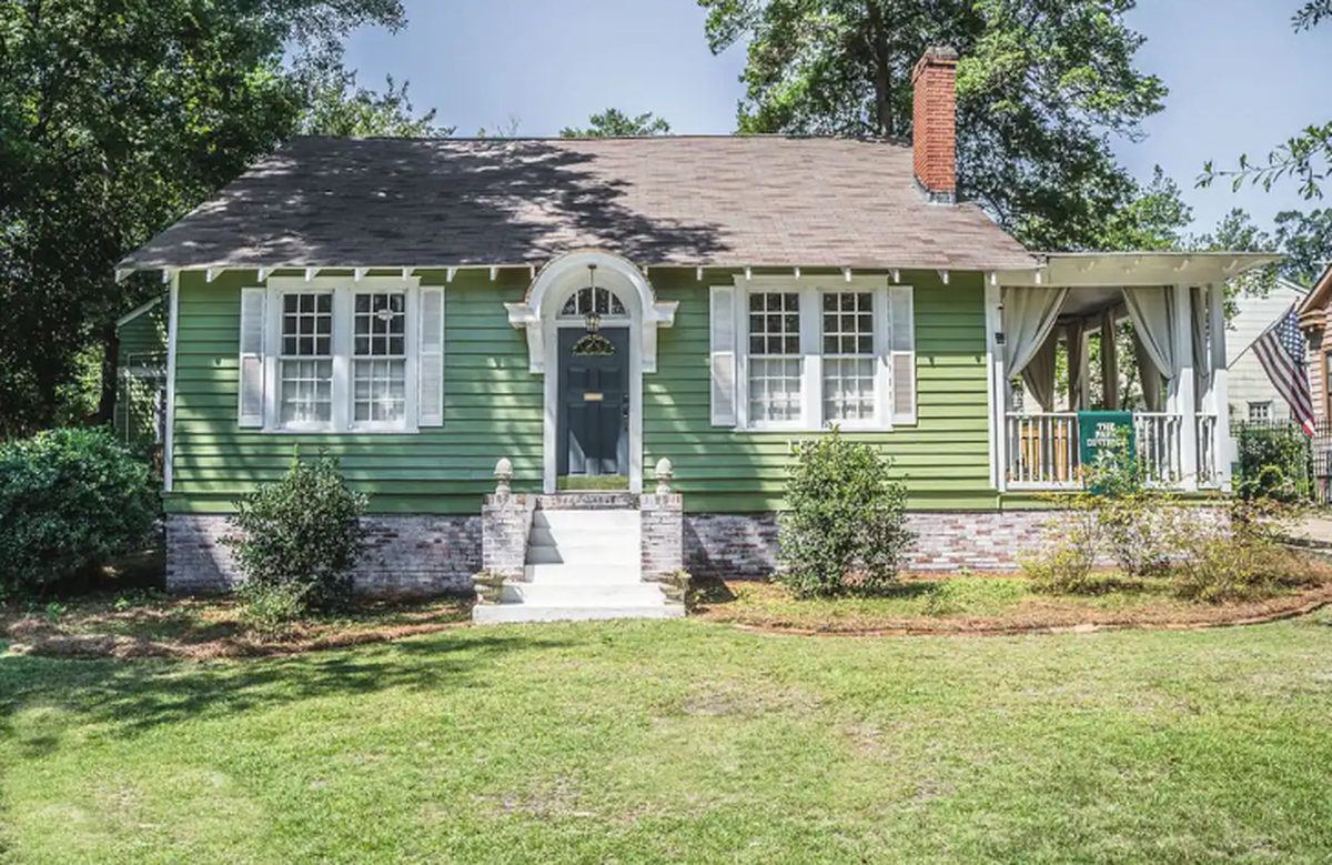 Adorable home in midtown Columbus.