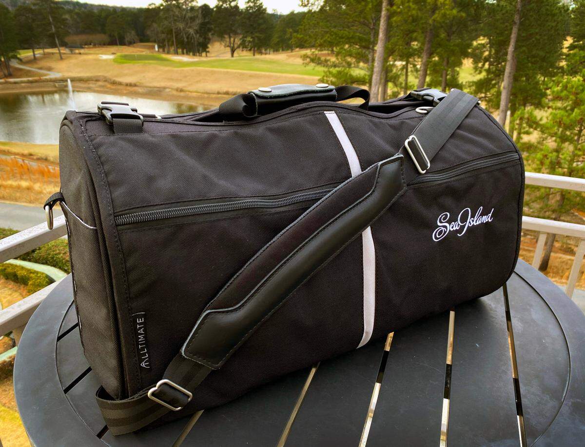 Rashmi J. Hudson, inventor and founder of Alltimate, designed and created this 3-in-1 luggage. It includes a garment bag, duffle bag, multi-function day pack. It also includes a comfort strap. 1/20/2023