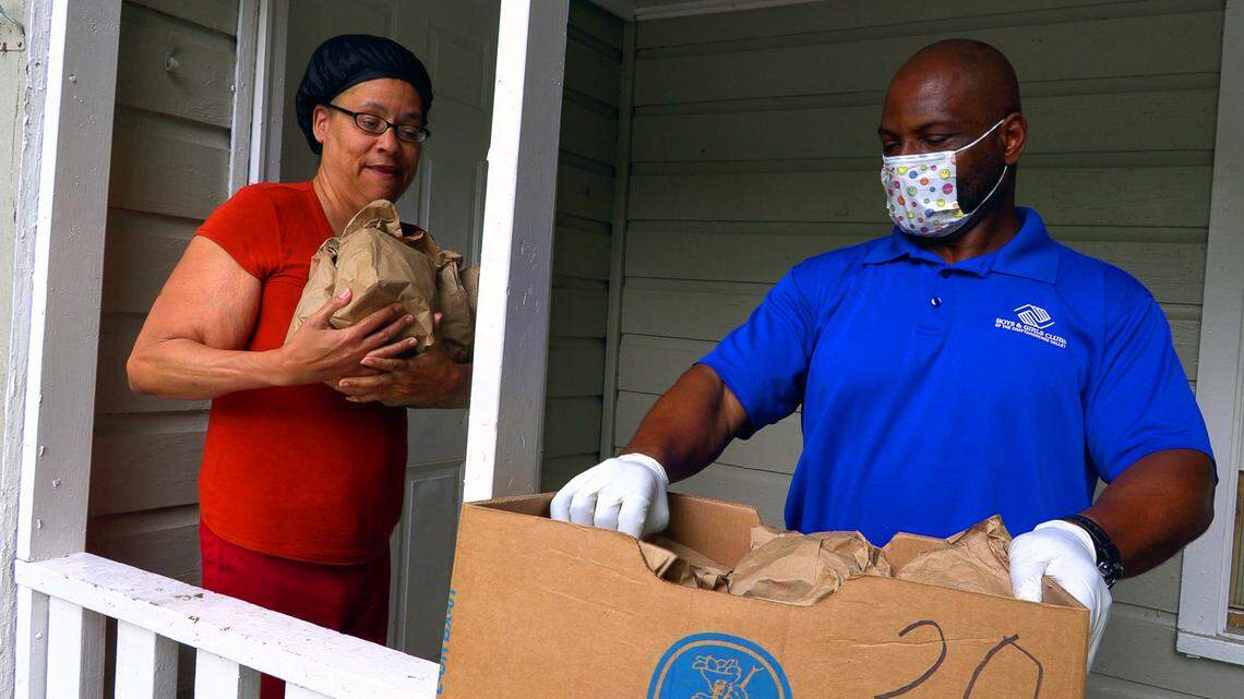 ‘Needed now more than ever.’ Boys and Girls Clubs feed hundreds of Columbus kids in COVID-19