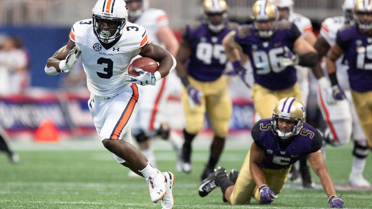 Auburn Tigers wide receiver Nate Craig-Myers (3) carries the ball against Washington Huskies during the Chick-fil-A Kickoff Game at  the Mercedes-Benz Stadium, Saturday, September 1, 2018, in Atlanta. (Paul Abell via Abell Images for Chick-fil-A Kickoff)