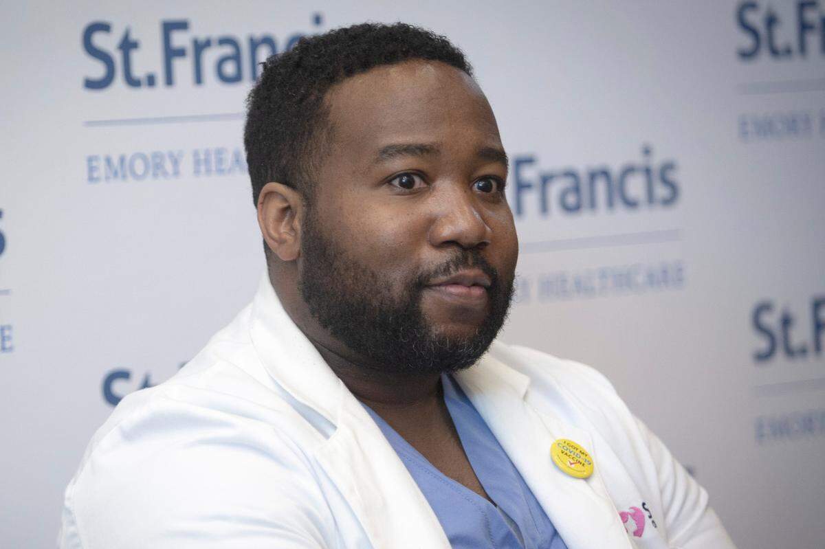 OB/GYN Kevin McRae, MD poses for a portrait on March 29, 2022, at St. Francis - Emory Healthcare in Columbus, Ga.