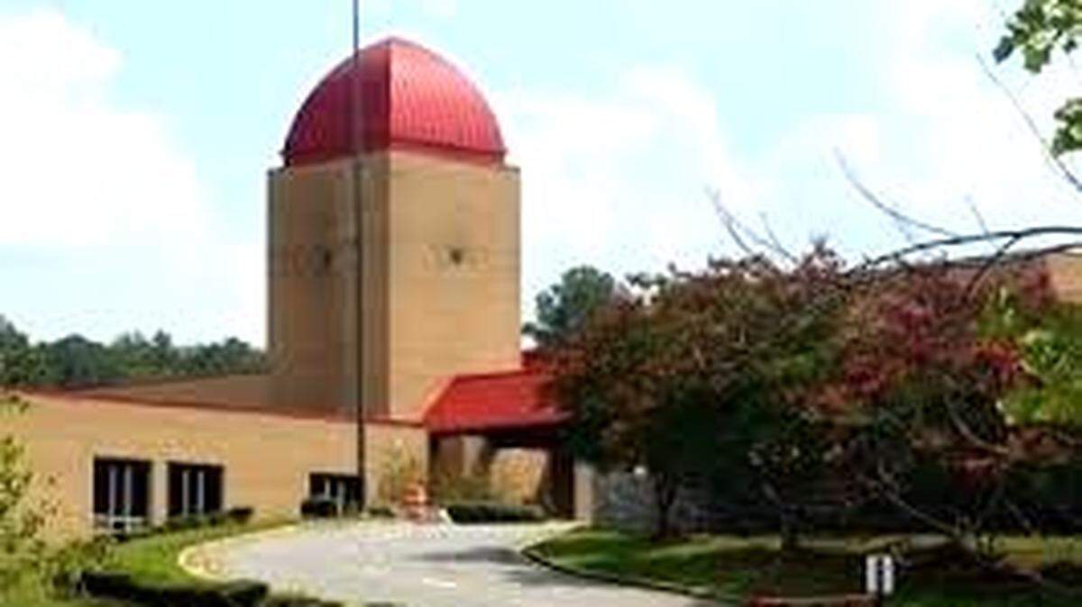 Central High School in Phenix City is at 2400 Dobbs Drive.