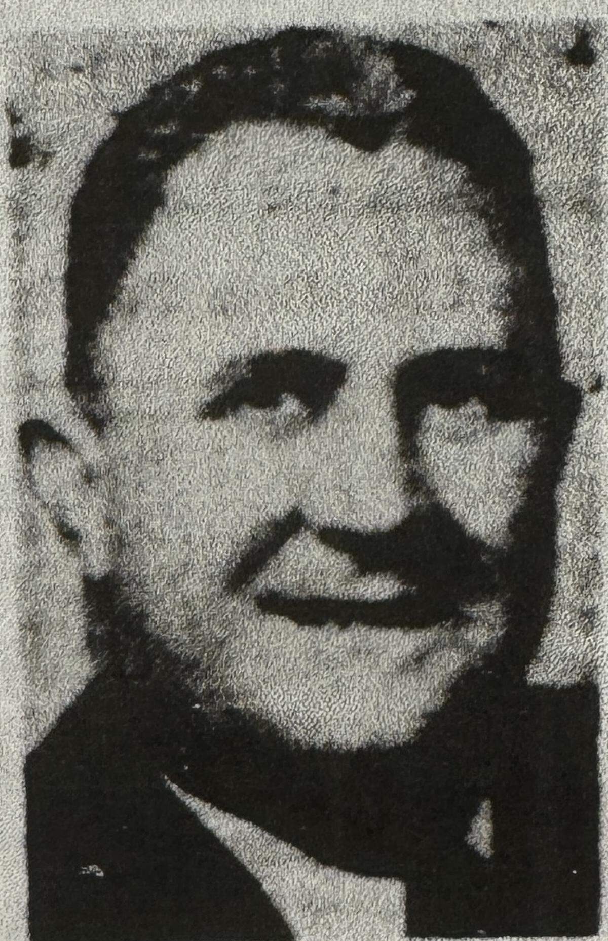 Tipton “Tippo” Wiley Peddy was a Columbus High student who played in the first football game in the area in 1908. Peddy also played in the first game of the Columbus-Jordan rivalry, in which he scored the only touchdown of the game.