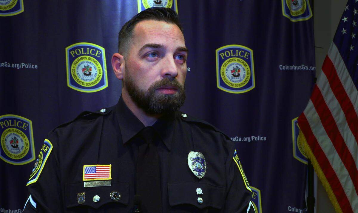 Columbus Police Officer Tim Millheiser has been honored by Piedmont Columbus Regional as a First Friday Hero for rescuing three people, including one he carried out, from an apartment fire in Columbus, Georgia. 01/16/2025