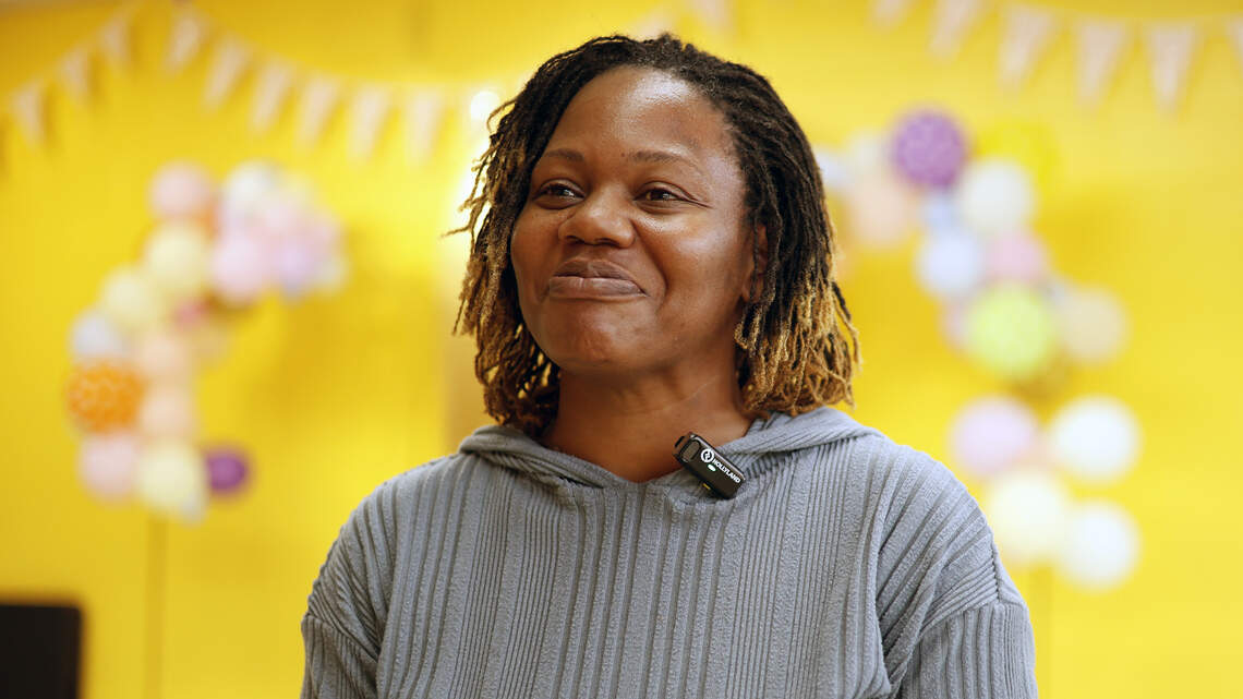 Columbus woman opens funnel cake shop with a twist despite losing wages in shutdown