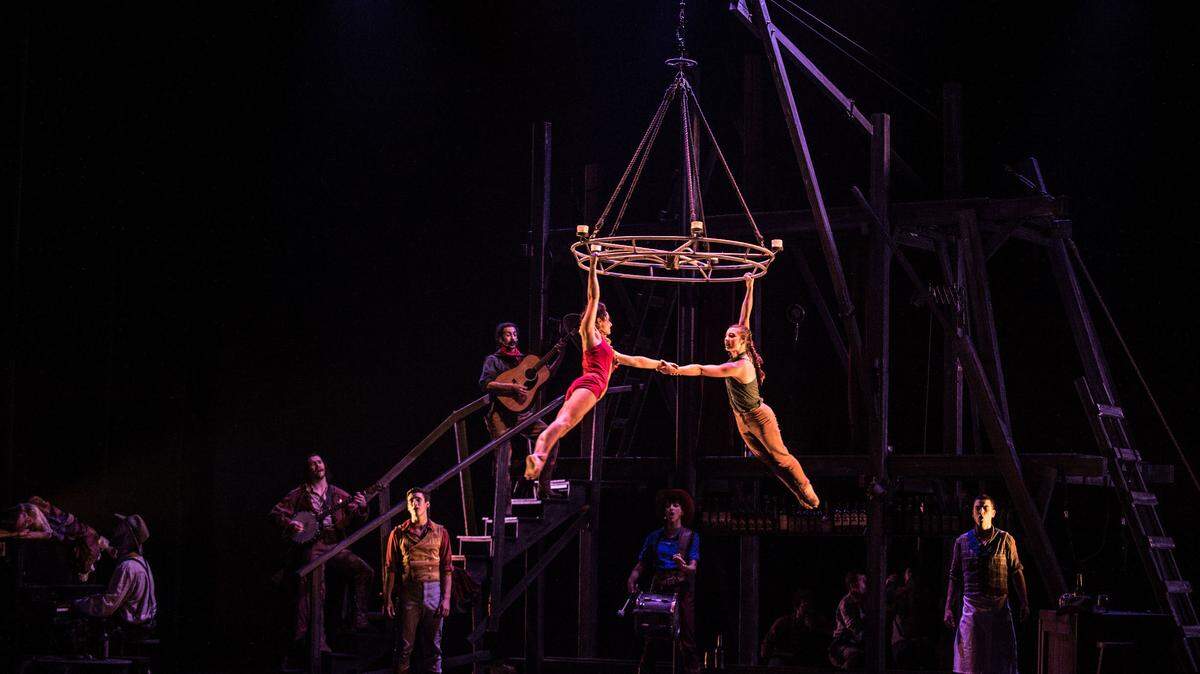 “Cirque Eloize: Saloon” acrobats Shena Taschofen and Justine Methe-Crozat perform on an aerial chandelier.