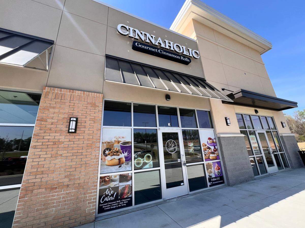 Cinnaholic, a bakery franchise specializing in gourmet cinnamon rolls, opens in Midland Commons near Publix on March 22.