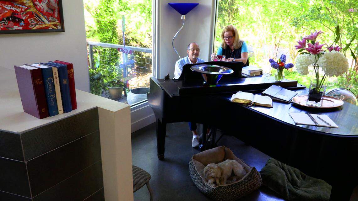 ’Quarantainment.’ How one Columbus couple is keeping locals connected to church