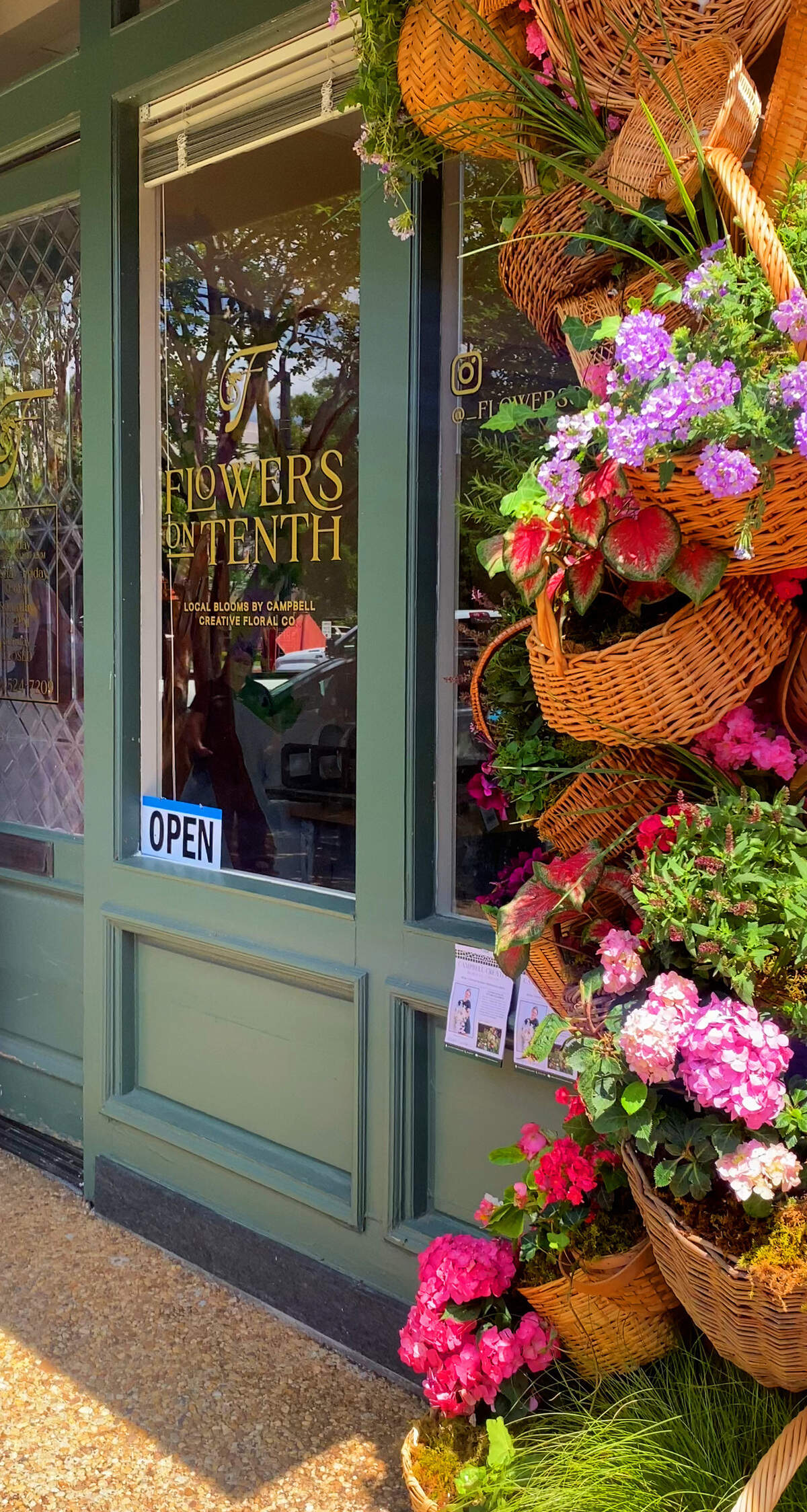 Lexiee Campbell, the owner of Campbell Creative Floral Co., a luxury wedding floral business based in Auburn, Alabama, opened Flowers on Tenth, a new boutique flower shop in Columbus, Georgia, on May 15, 2025.