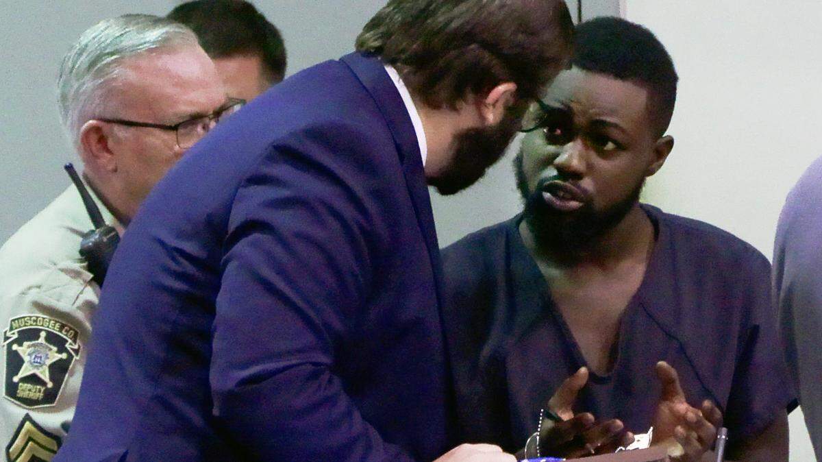 Antanavious Butler, 26, right, appears in Columbus Recorder’s Court on Oct. 10, 2025. Butler has been charged with murder in connection with the shooting death of 65-year-old Norman Lane on Brookstone Boulevard.