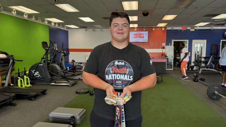 ‘An anomaly.’ Once bullied, this Columbus 13-year-old is now the strongest in the nation