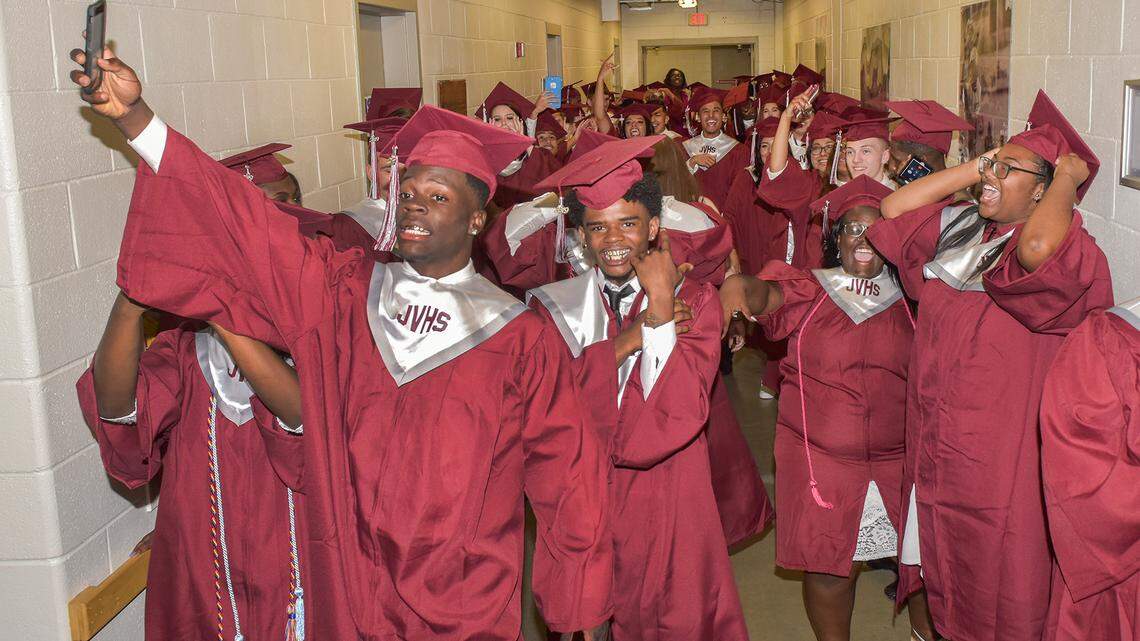 Columbus-area high schools planning alternative graduation ceremonies. Here’s a list