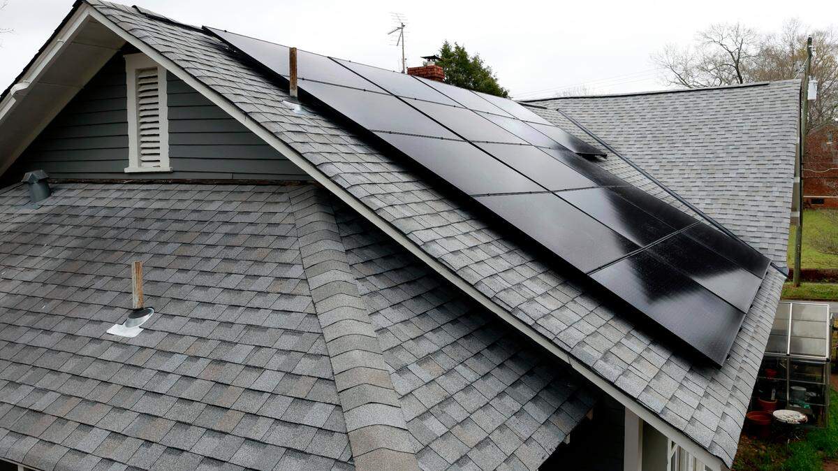 Brad Barnes and Jenn Collins are just two of the homes that applied for the pilot program in Columbus, GA. The 17 solar photo voltaic (PV) panel system supported through the nonprofit, Georgia BRIGHT, were installed on the southern slope of their home’s roof for optimal energy usage.