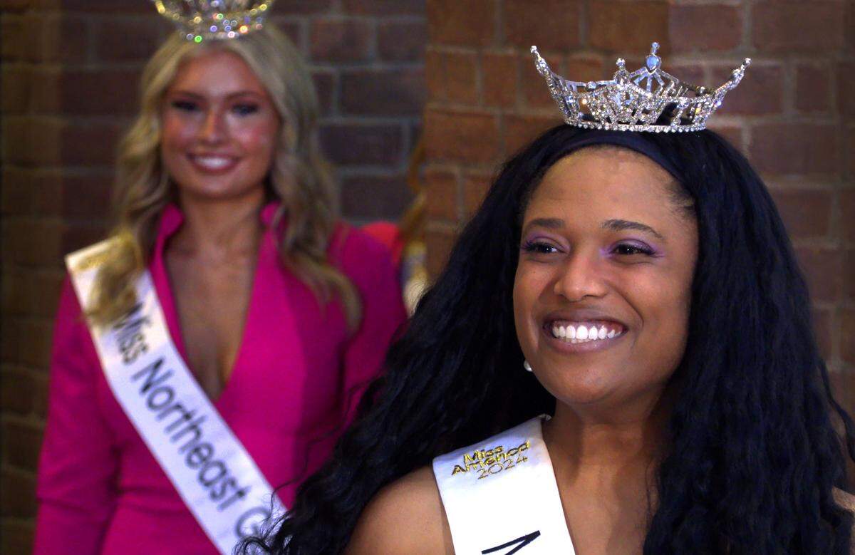Miss Music City Lyndsay Richardson, front, is introduced to the public Friday afternoon during the “Meet the Crowns” event at the Columbus, Georgia Convention & Trade Center. 06/07/2024