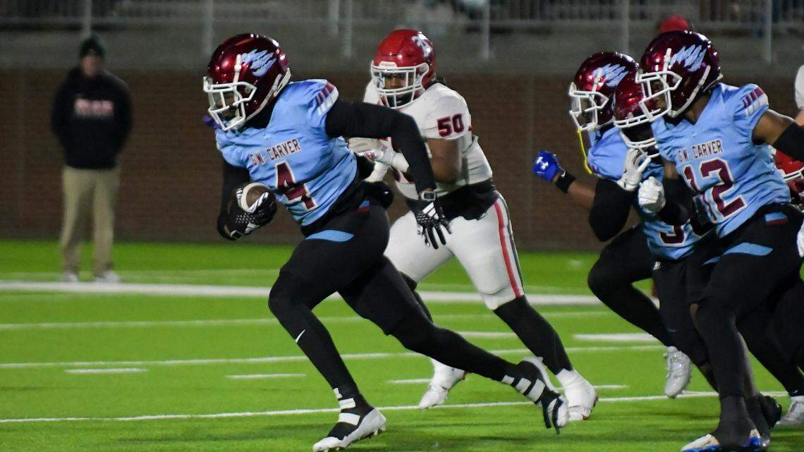 Fatal crash. Team fight. New region. Carver persists to reach Georgia football title game
