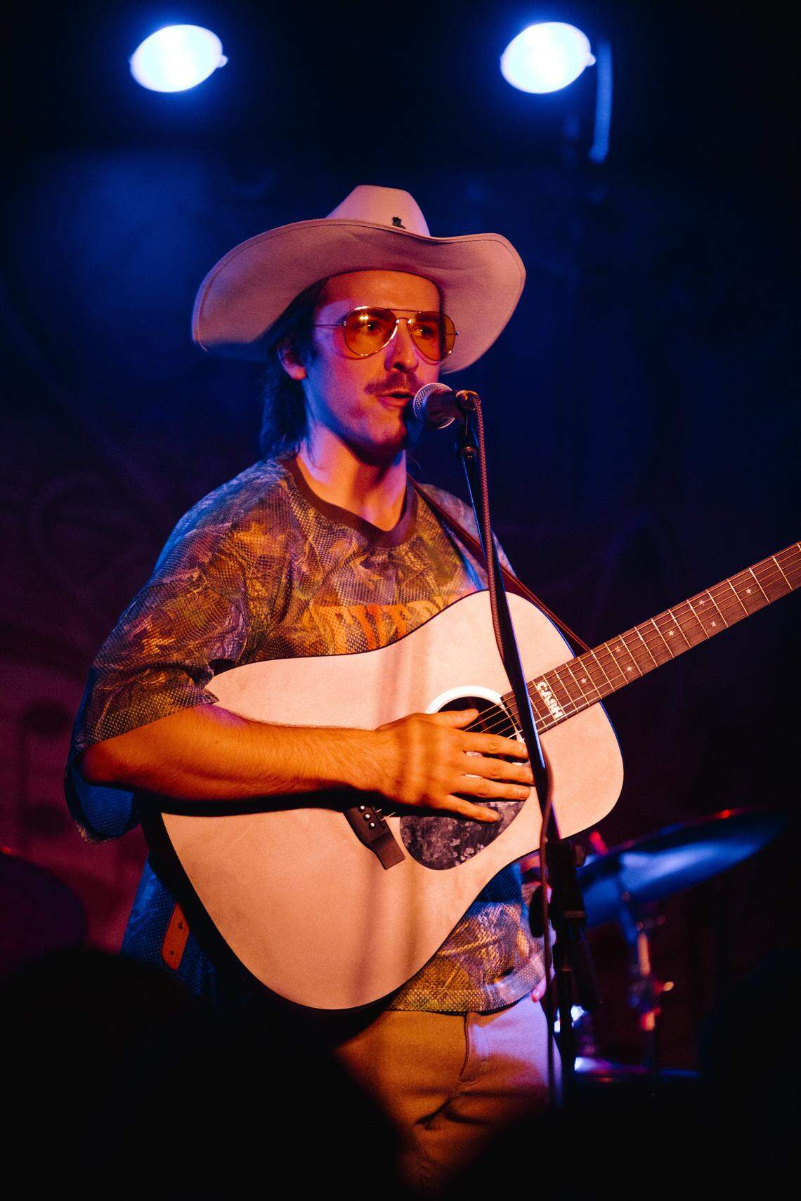 Country singer Dale Hollow will perform at Jarfest, an annual arts and music festival hosted at Jarfly, 1358 13th St. in Columbus. This year’s Jarfest is Nov. 1.