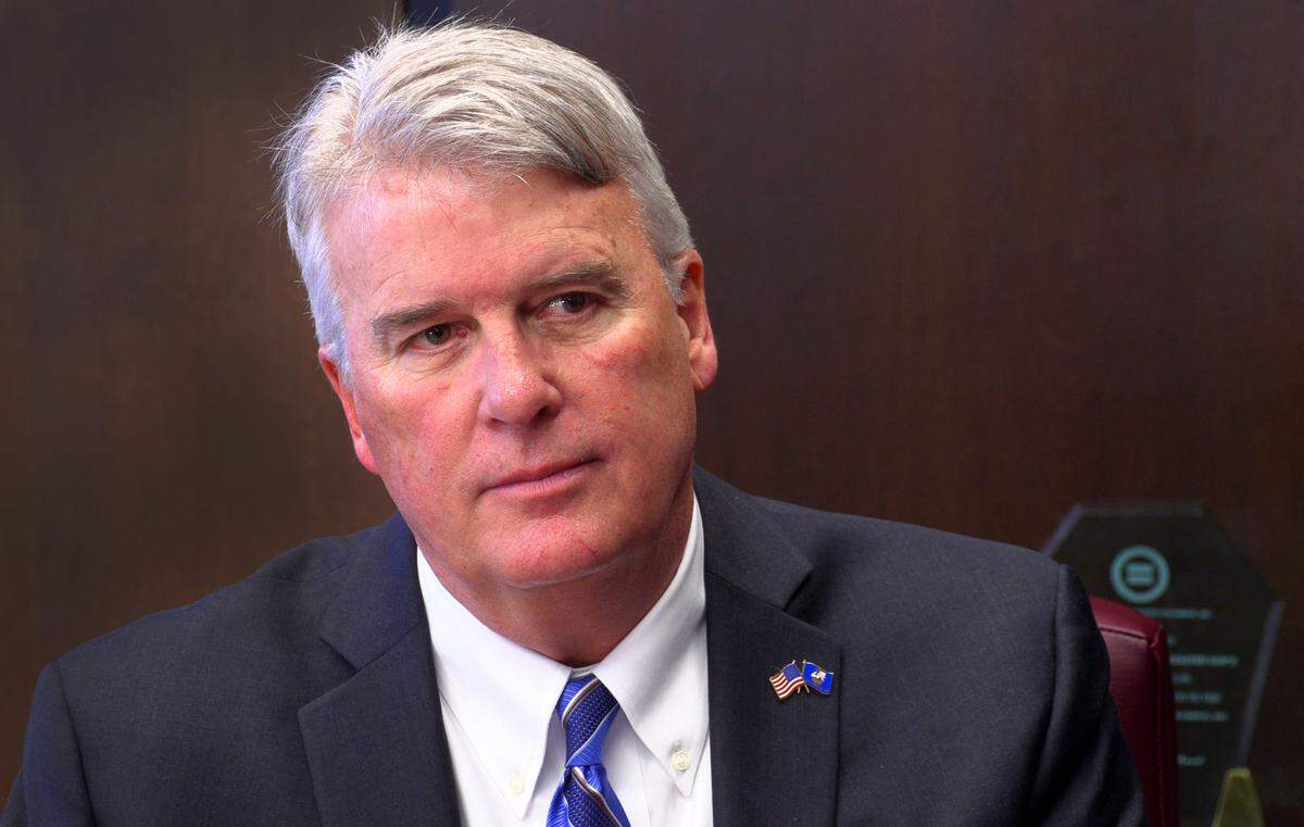 Columbus Mayor Skip Henderson has no plans to replace police chief Freddie Blackmon after the city’s police union said they had no confidence in the top officer’s ability to lead the department, Henderson told the Ledger-Enquirer Thursday morning.