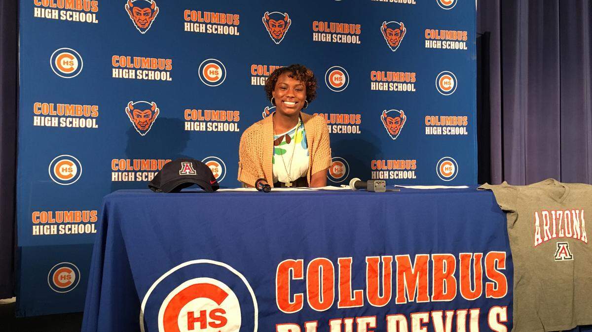 Columbus High volleyball player Shardonee Hayes signs with Arizona on Tuesday. 
 DAVID MITCHELL/dmitchell@ledger-enquirer.com