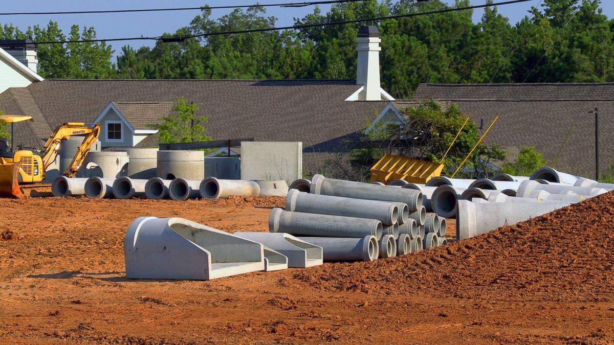 Several veterans in the Chattahoochee Valley expressed their concerns, disbelief, and outrage about the site chosen for a new Columbus VA Clinic. They spoke at a Monday press conference in Columbus, Georgia. Ground has already been broken at the site, located at the corner of River Road and Mobley Road in Columbus.
