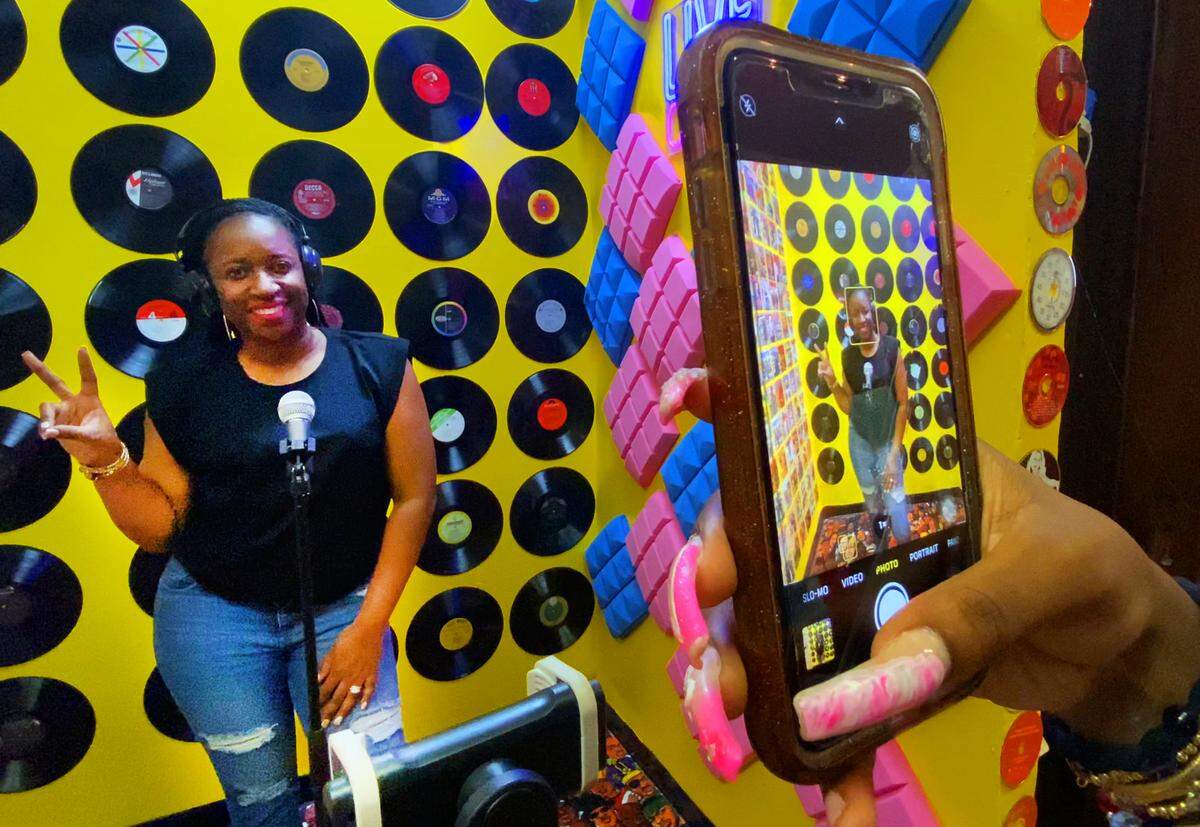 Shamecca Nelson poses for photo at The Photoshop-Selfie House Museum in Columbus, Georgia. 07/13/2022