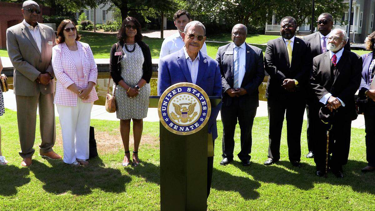 U.S. Rep Sanford D. Bishop, center, answers a question Wednesday afternoon about when the new VA Clinic in Columbus, Georgia. 06/01/2022