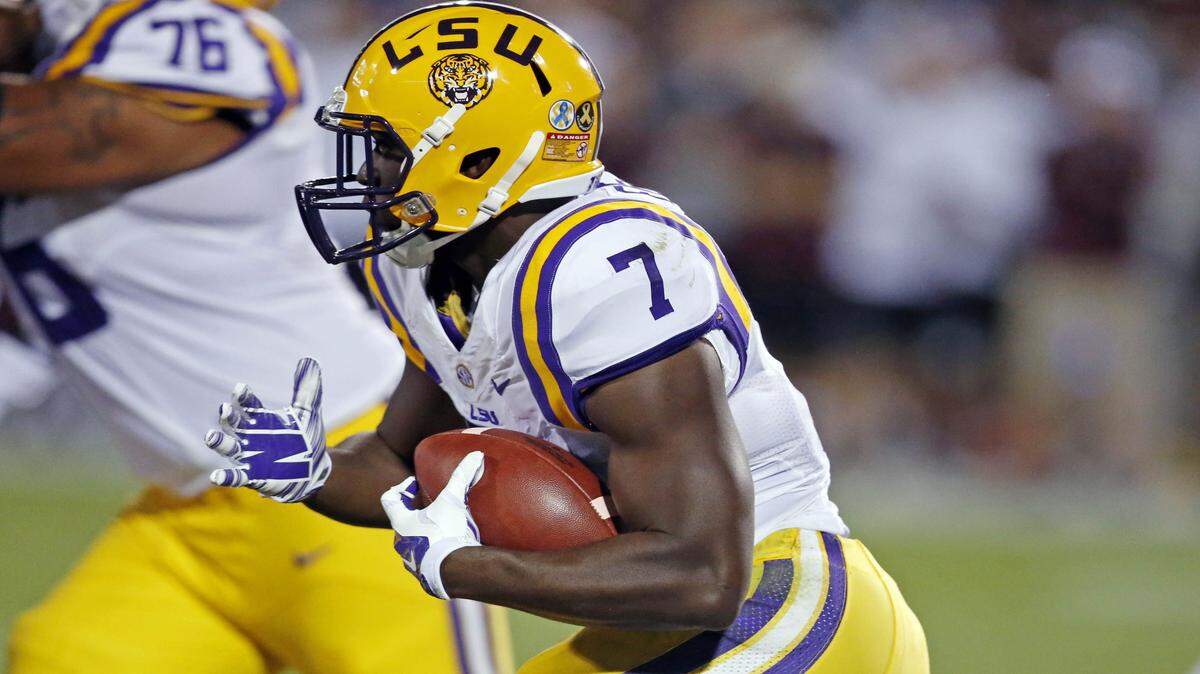 ROGELIO V. SOLIS/Associated PressLSU running back Leonard Fournette carries for a short gain during the first half of an NCAA college football game against Mississippi State Sept. 12 in Starkville, Miss.
