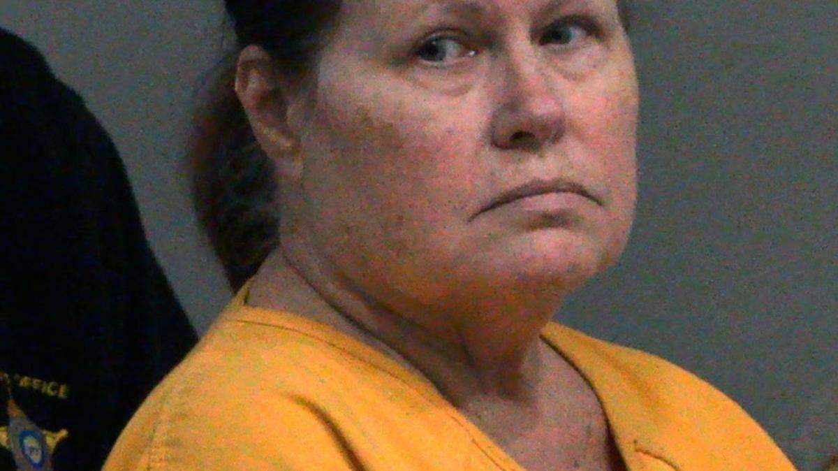 Sama Moore faces more felony counts on her fraud case.