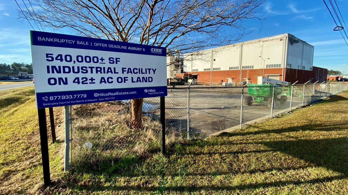 The Exide Technologies battery plant in Columbus closed in 2020 as the company declared bankruptcy. An overnight fire, seen in the upper right corner of the building, on Jan. 13, 2021, caused about $200,000 worth of damage, officials said.