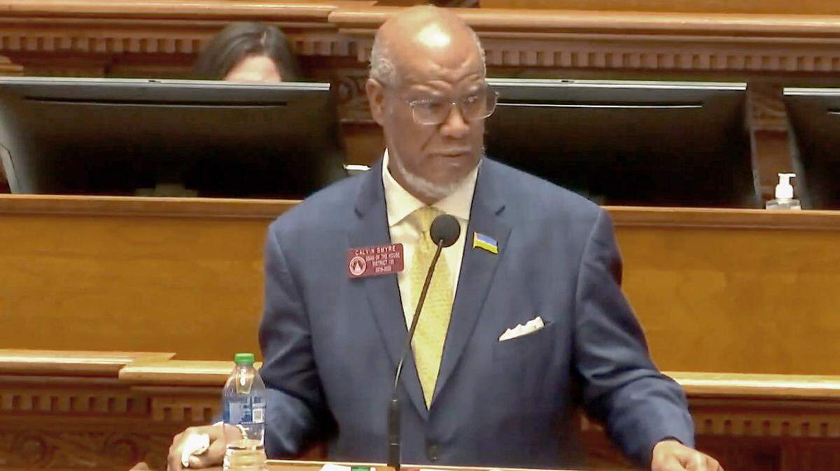 Georgia Rep. Calvin Smyre addresses the Georgia General Assembly’s House on April 4, 2021.