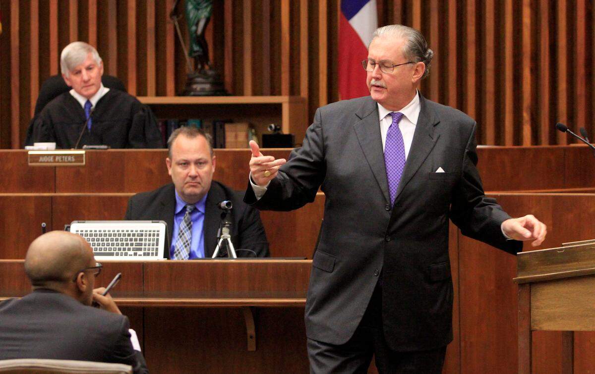 Defense attorney Richard Hagler makes his opening statement during a 2015 trial in Columbus, Georgia. 05/13/15