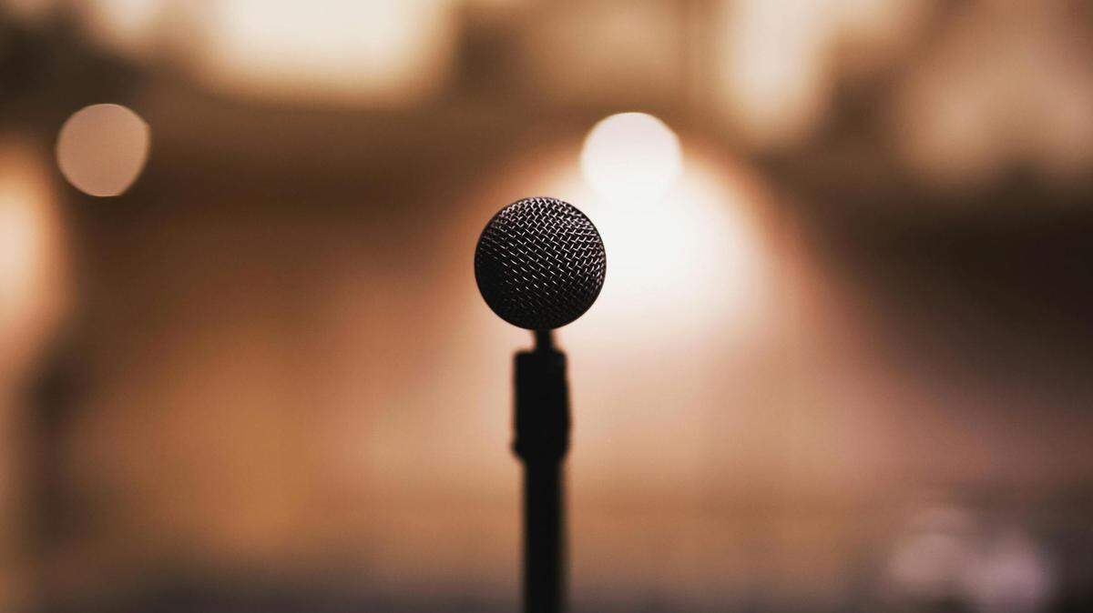 https://www.pexels.com/photo/black-microphone-64057