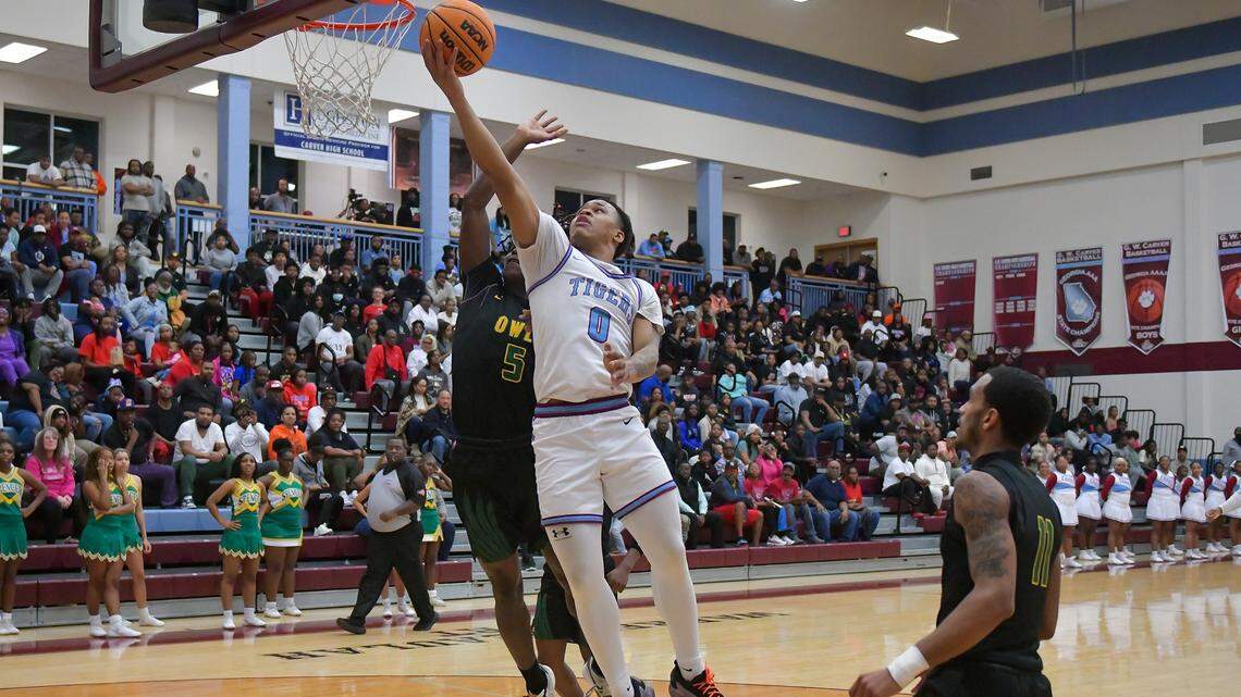 6 Columbus area high school basketball teams reach a Final Four, two wins from state title