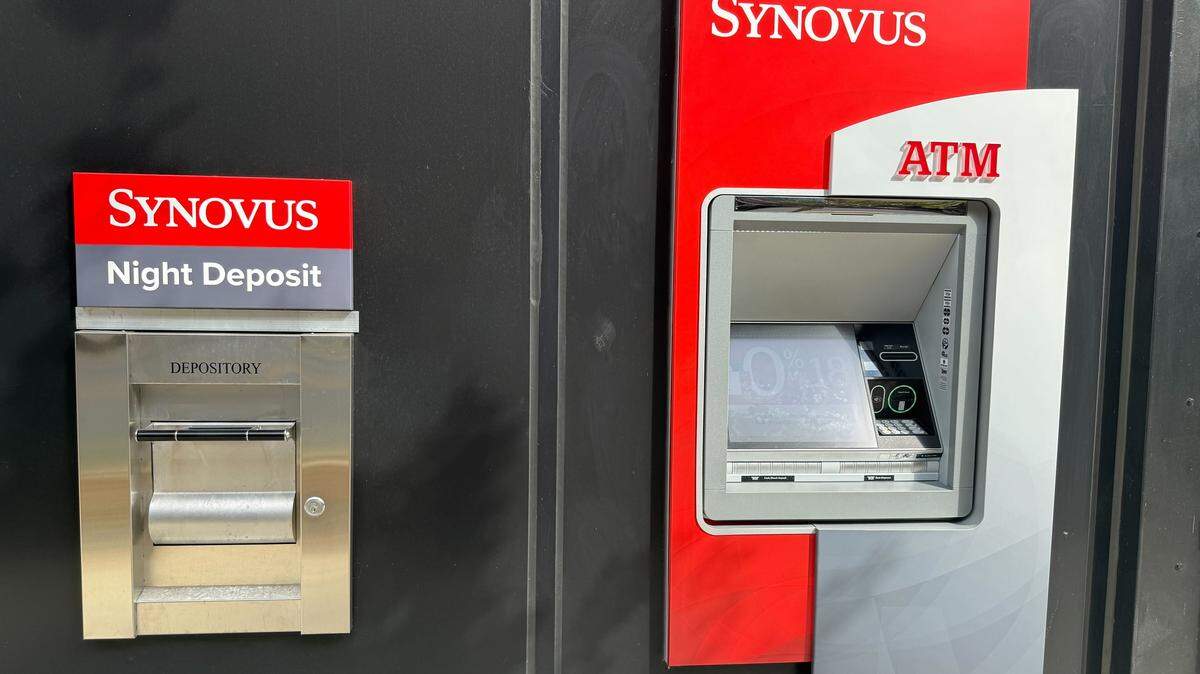 Synovus is headquartered at 33 W. 14th St. in Columbus.