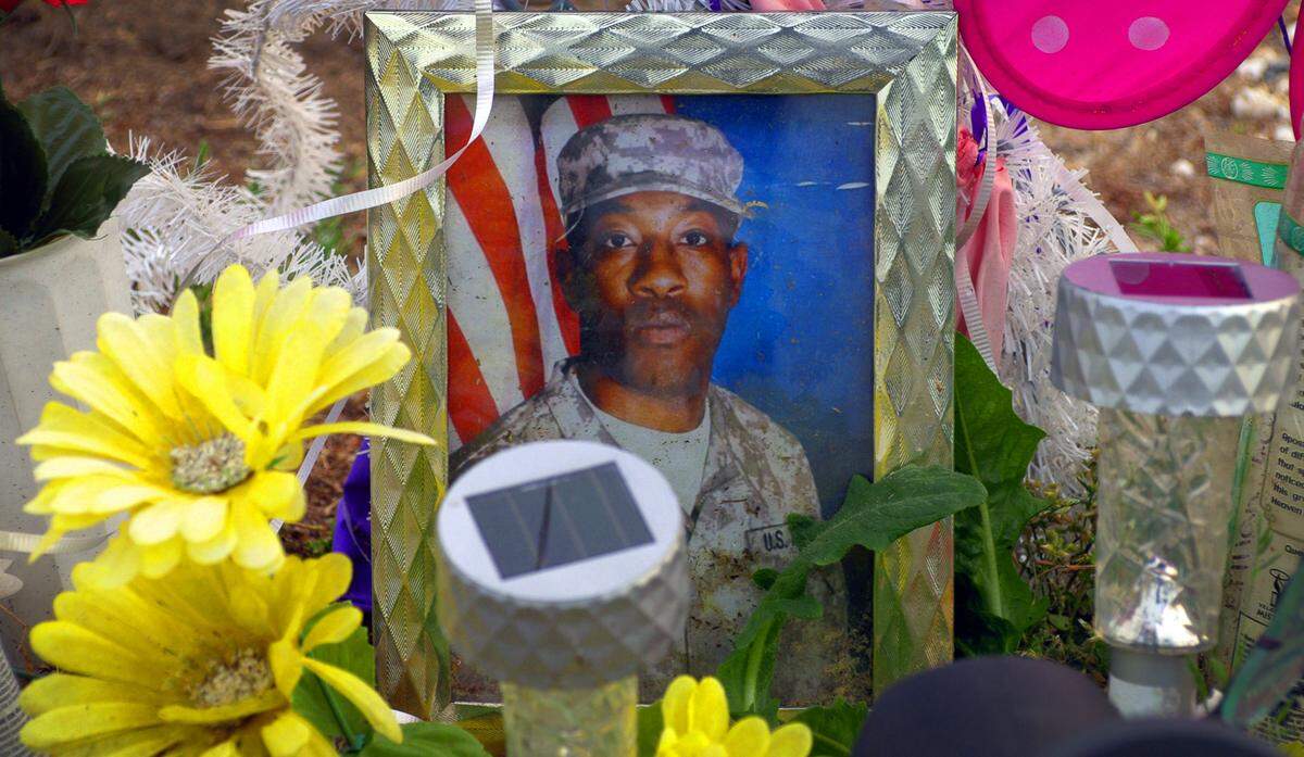 The family and friends of Dontrell Williams gathered April 27, 2021 at the Circle K convenience store at 5448 Forrest Rd. in Columbus, Georgia to remember what would have been Williams’ 28th birthday. Dontrell Williams was shot and killed in 2019 while working an overnight shift at this same store.