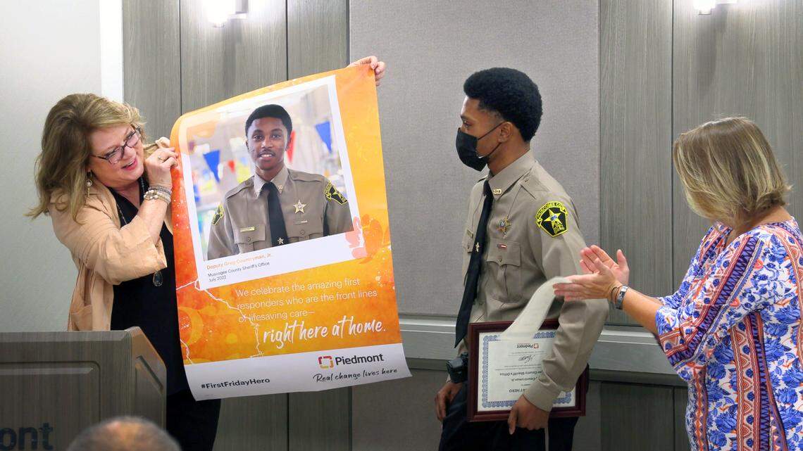 ‘I know how it feels to lose someone...’ Deputy honored after rescuing twins