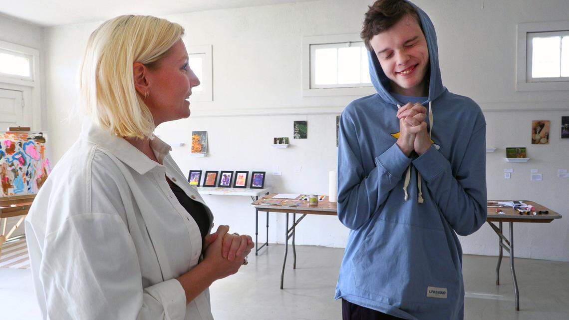 On 21st birthday, autistic artist’s exhibit to raise money for Easterseals in Columbus