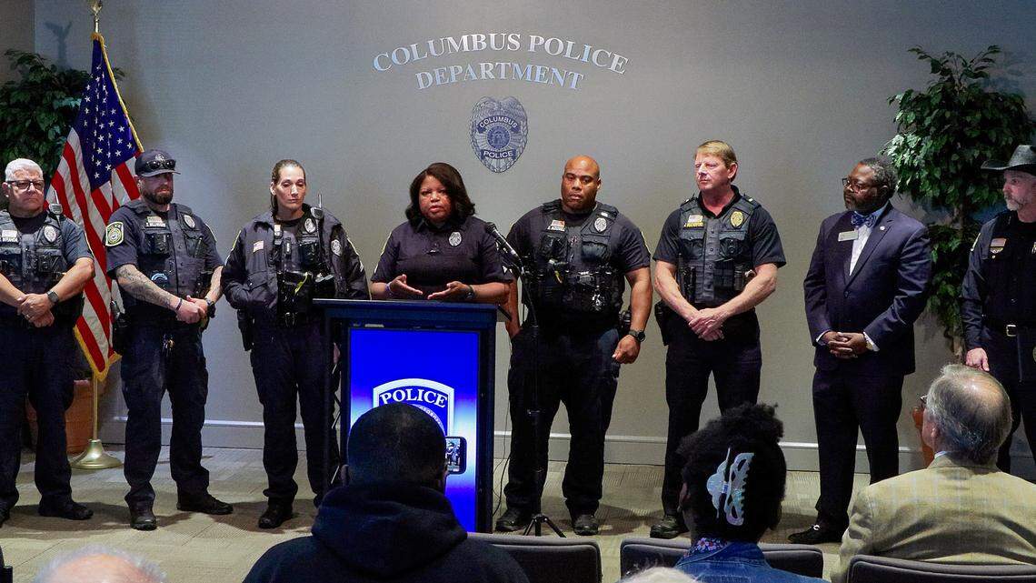 Columbus police officer honored with GA House resolution for helping homeless