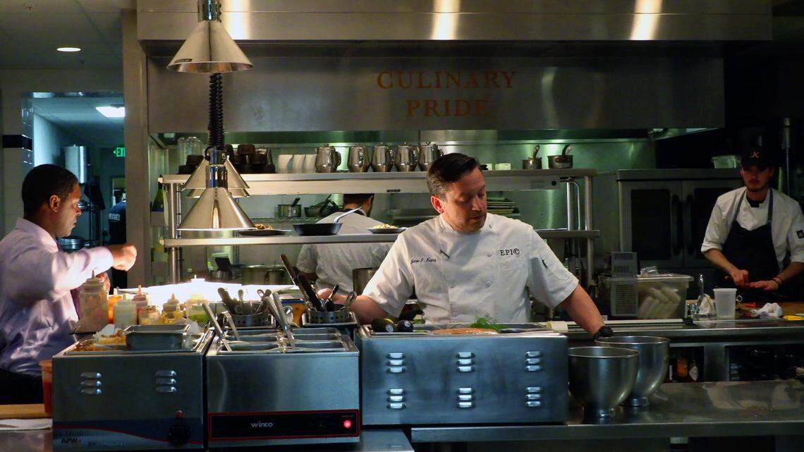 Need last-minute Valentine’s Day reservations? Check out these Columbus restaurants